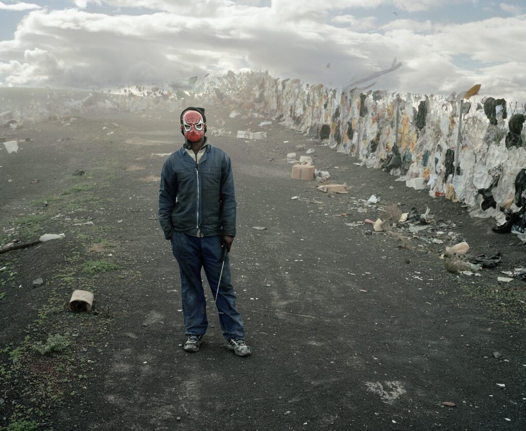 Mikhael Subotzky b. 1981, South Africa Samuel (Standing), Vaalkoppies (Beaufort West Rubbish Dump), 2006 Lightjet C-print on Fuji Crystal Archive paper 39 3⁄8 × 45 5⁄8 inches