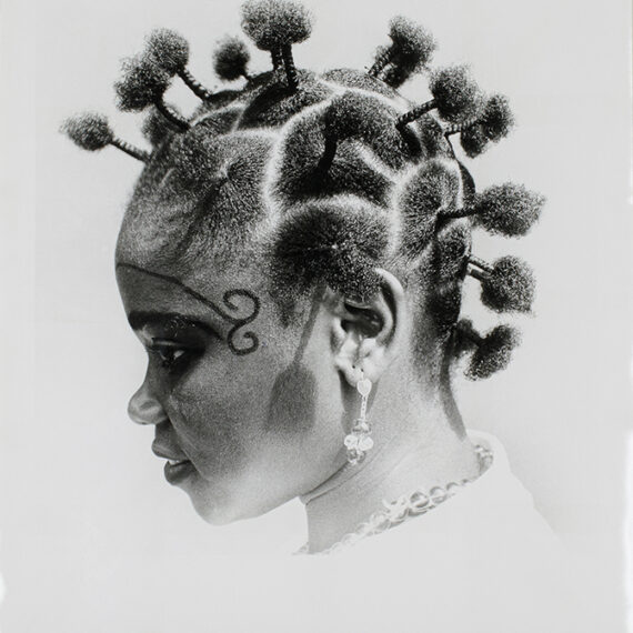 J.D. ’Okhai Ojeikere b. 1930–2014, Nigeria Mmon Mmon Edet Ubok, 1974 Gelatin silver print, printed in 2010